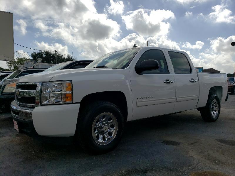Used 2010 Chevrolet Silverado 1500 LS Crew Cab 2WD for Sale in Houston