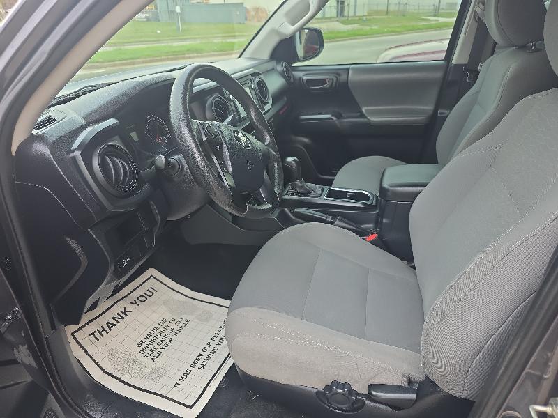 Toyota Tacoma SR5 Double Cab Long Bed I4 6AT 2WD 2017