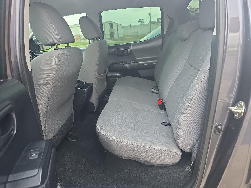 Toyota Tacoma SR5 Double Cab Long Bed I4 6AT 2WD 2017