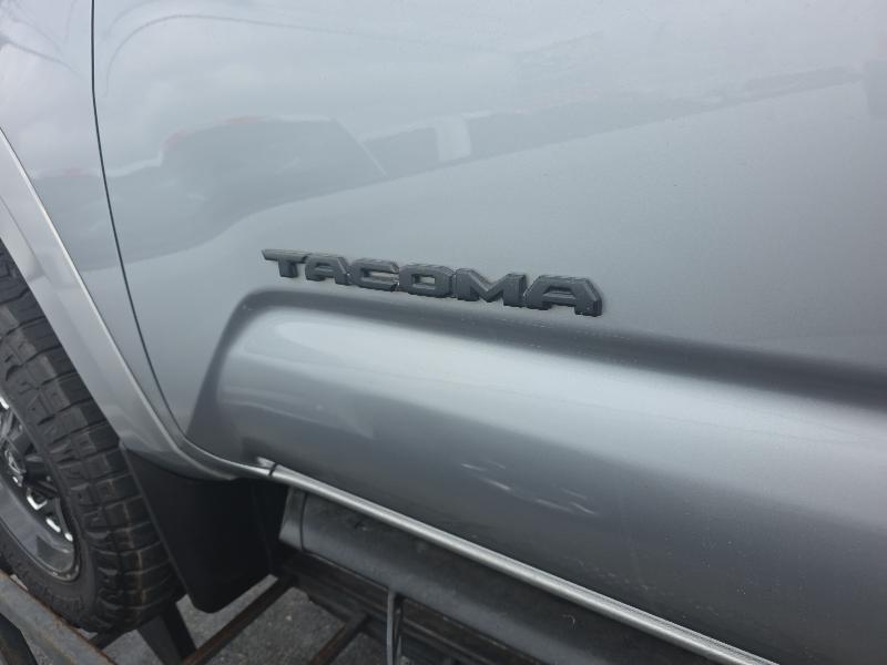 Toyota Tacoma 4WD Double Cab LB V6 AT TRD Sport (Natl) 2019