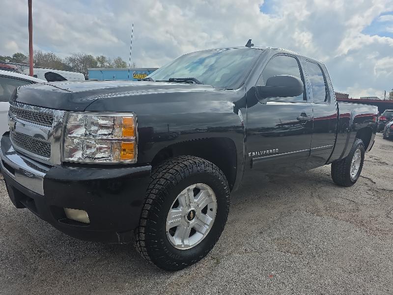 Chevrolet Silverado 1500 LT1 Ext. Cab Long Box 4WD 2009