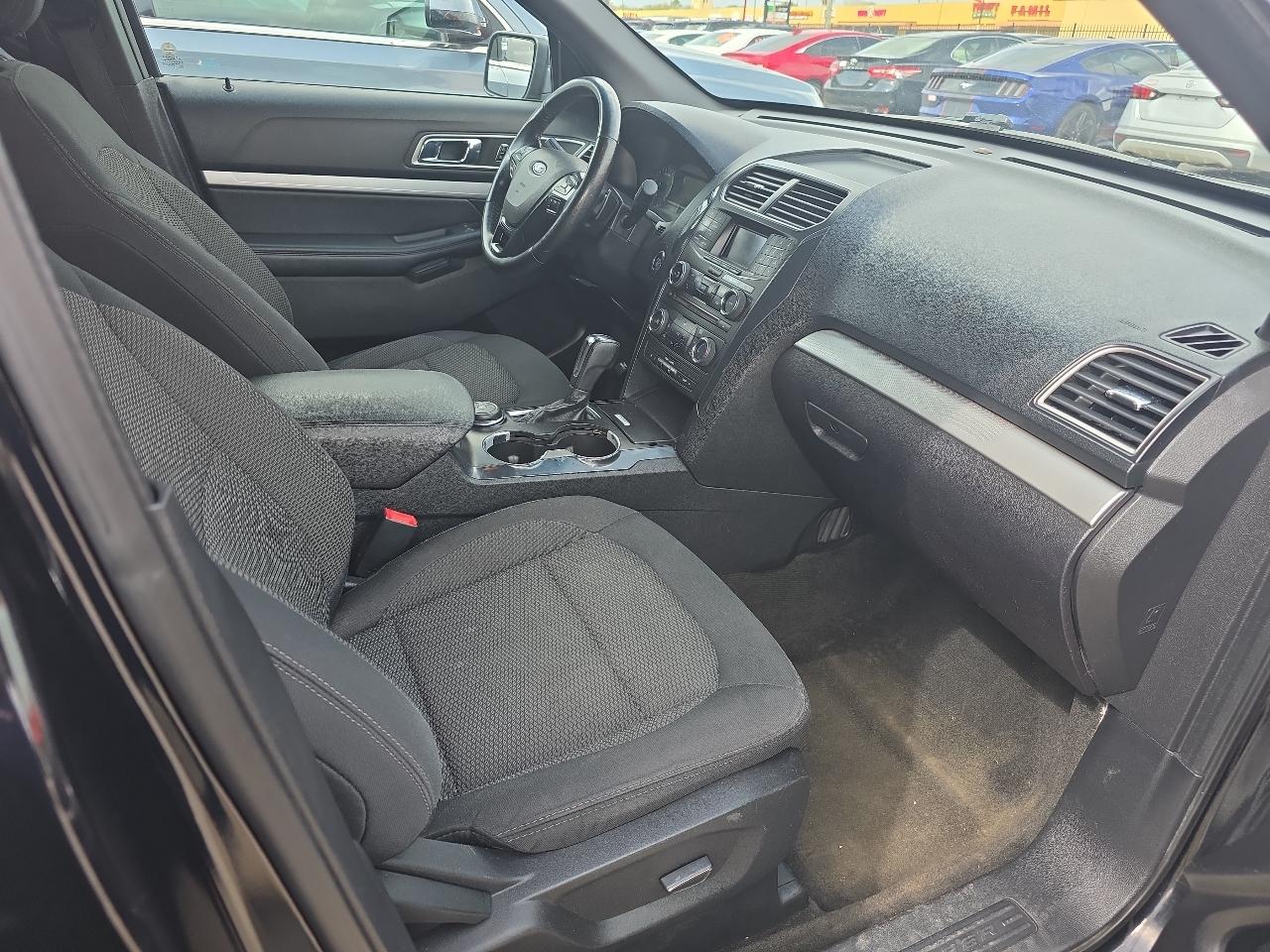 Ford Explorer XLT 4WD 2017