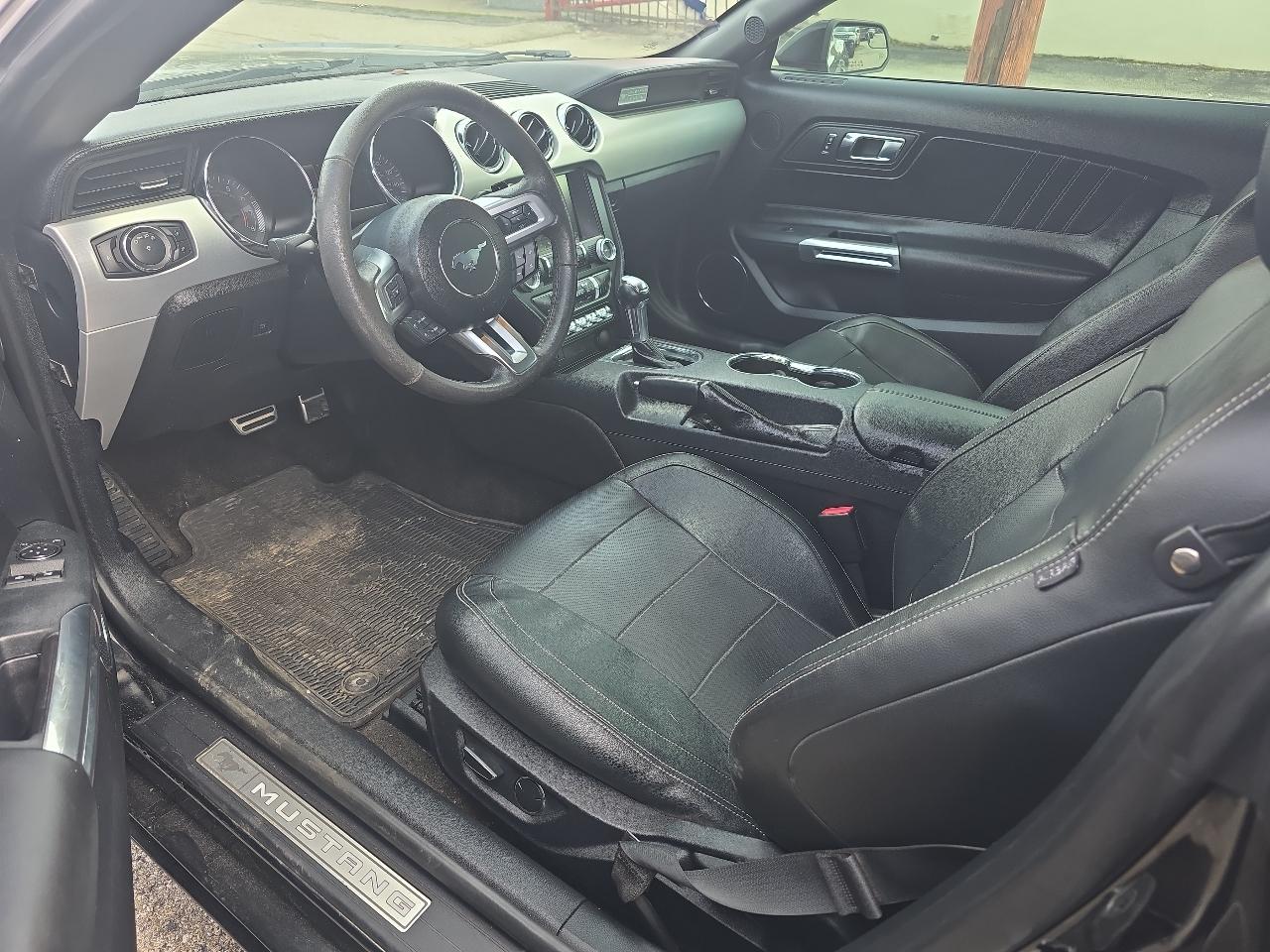 Ford Mustang EcoBoost Coupe 2015