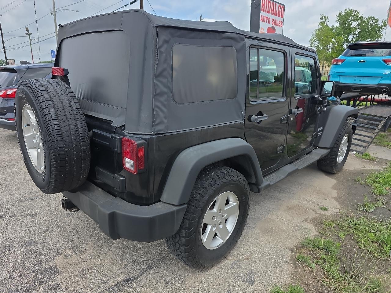 Jeep Wrangler Unlimited Sport 4WD 2012