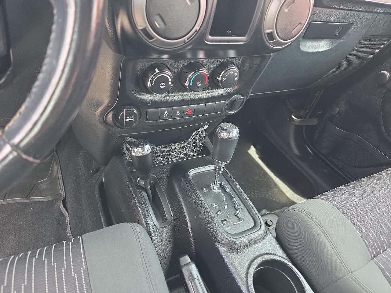 Jeep Wrangler Unlimited Sport 4WD 2012