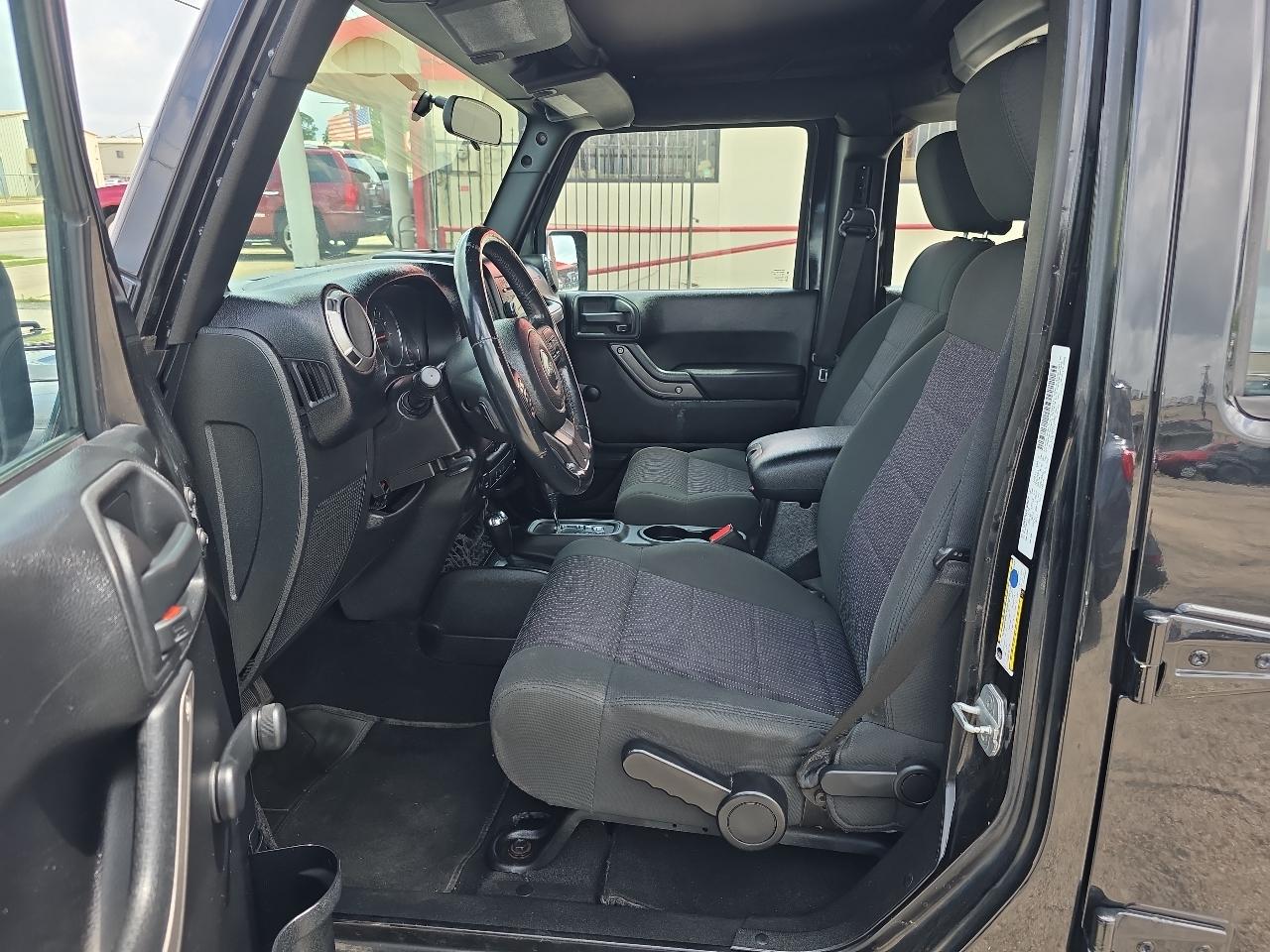 Jeep Wrangler Unlimited Sport 4WD 2012