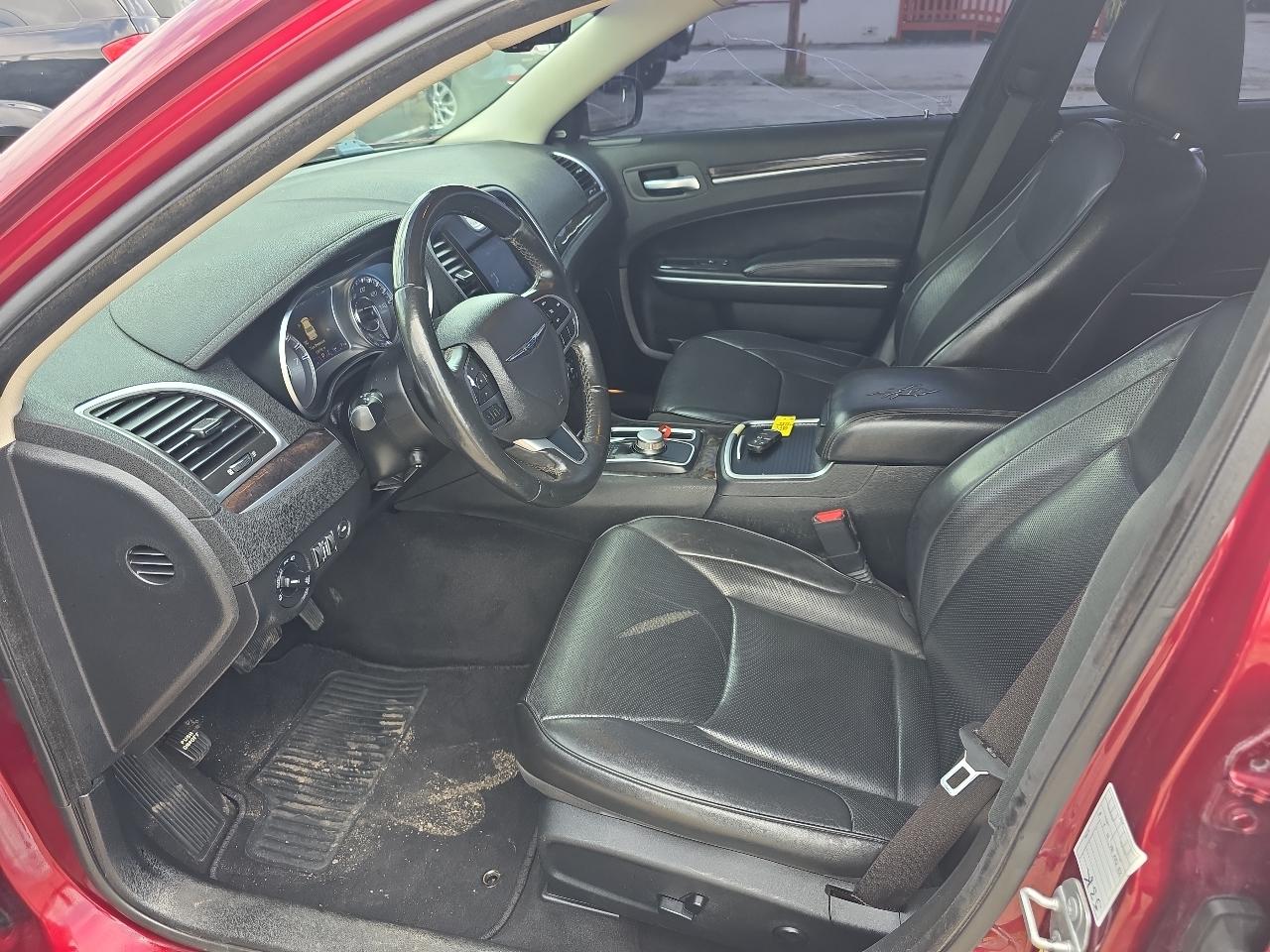 Chrysler 300 Limited RWD 2019