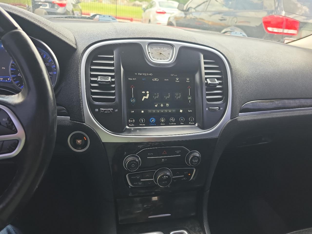 Chrysler 300 Limited RWD 2019