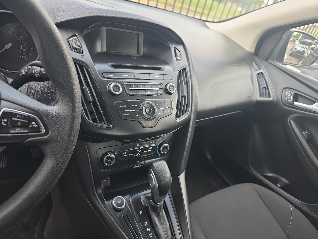 Ford Focus SE Hatch 2017