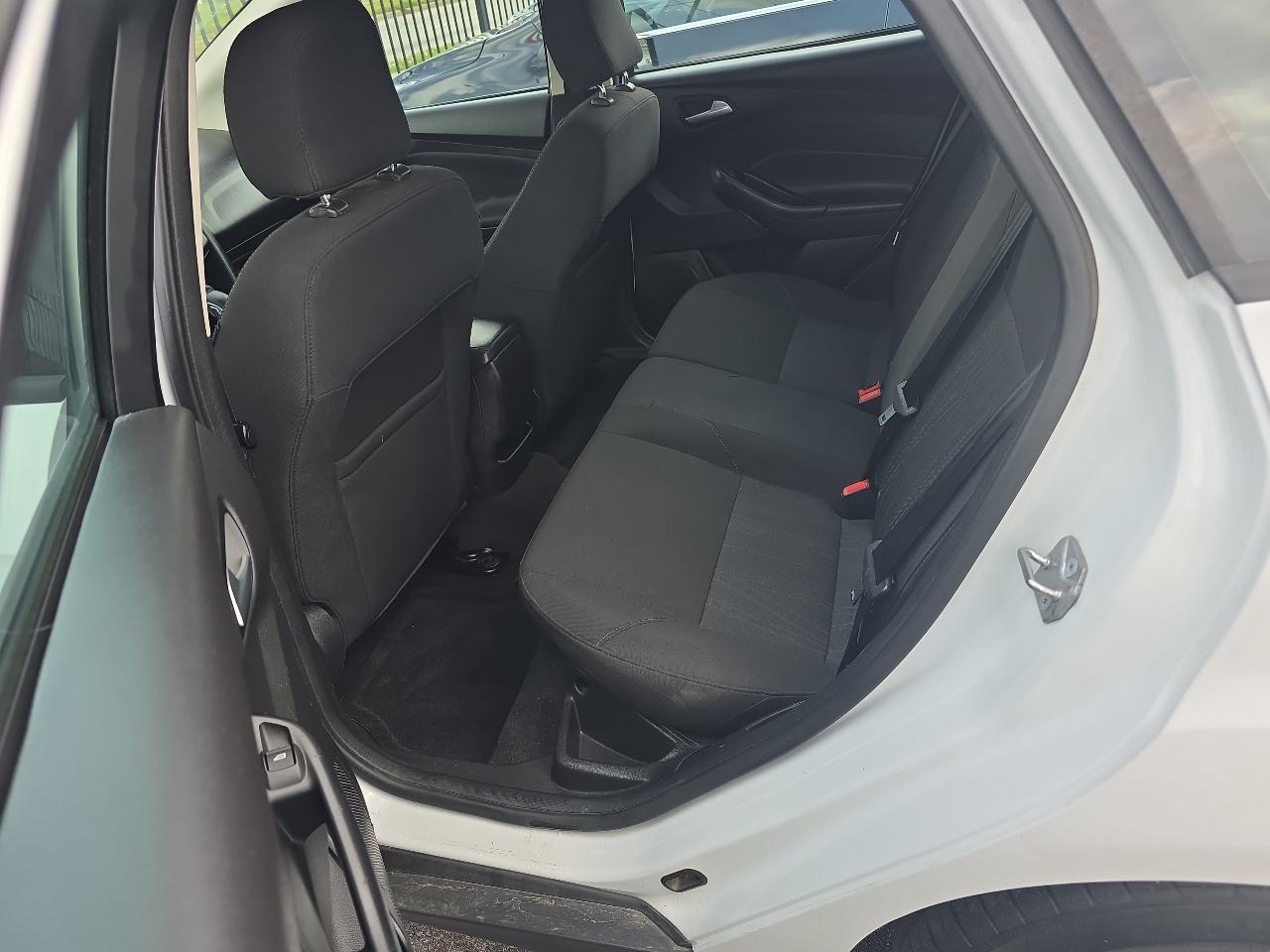 Ford Focus SE Hatch 2017