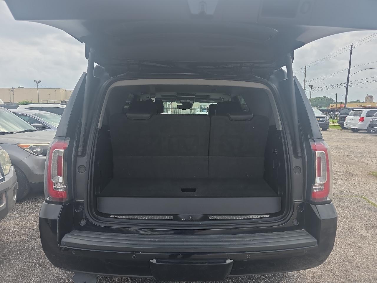 GMC Yukon SLT 2WD 2019