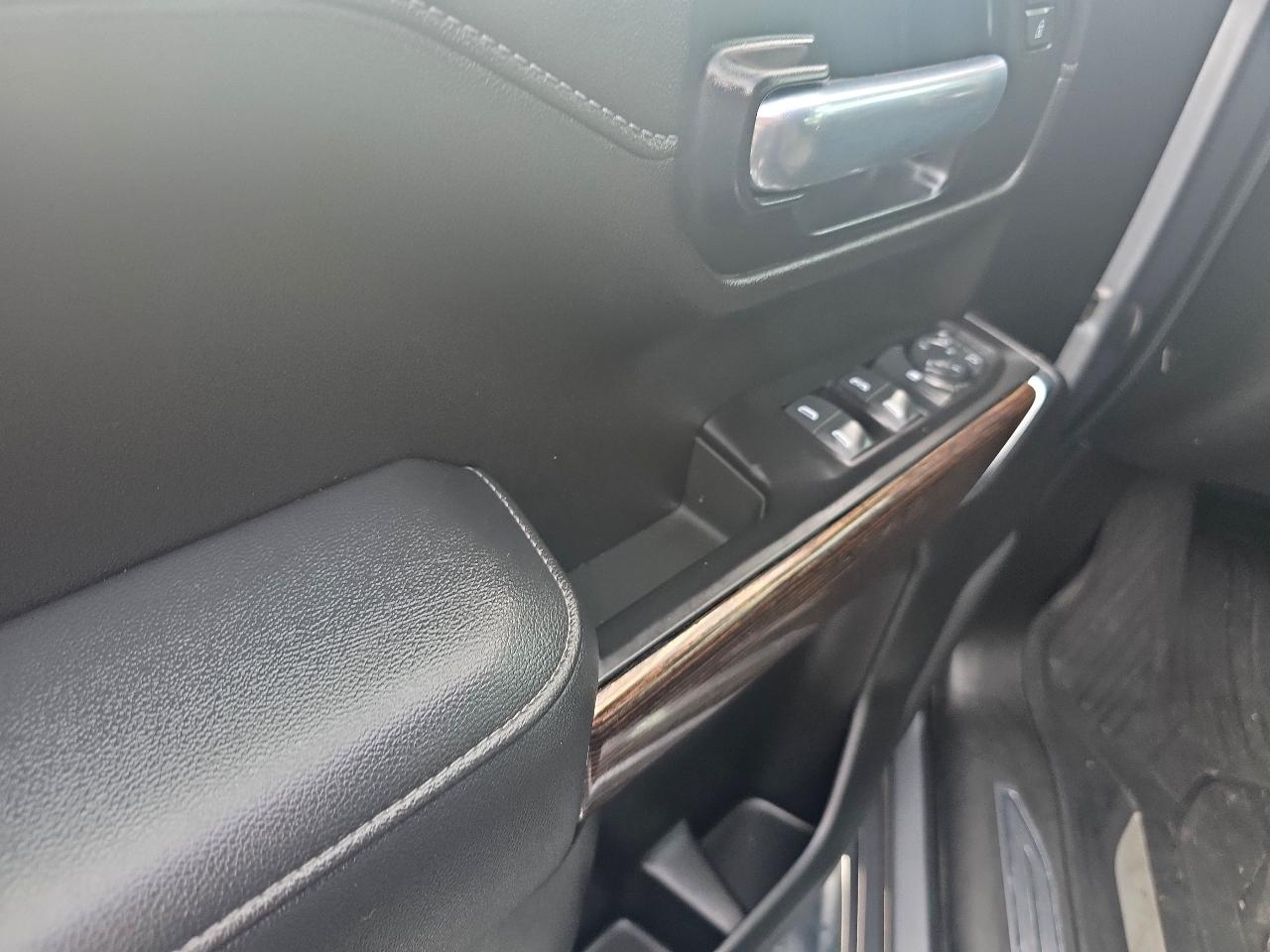 GMC Sierra 1500 Elevation Double Cab 2WD 2020