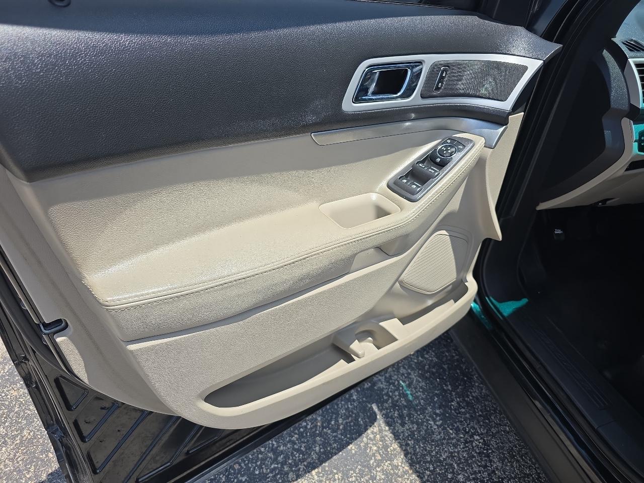 Ford Explorer XLT FWD 2013