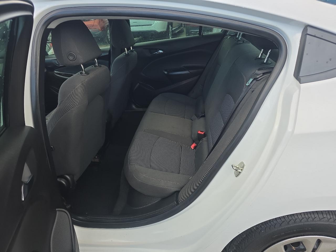 Chevrolet Cruze LS Auto 2019