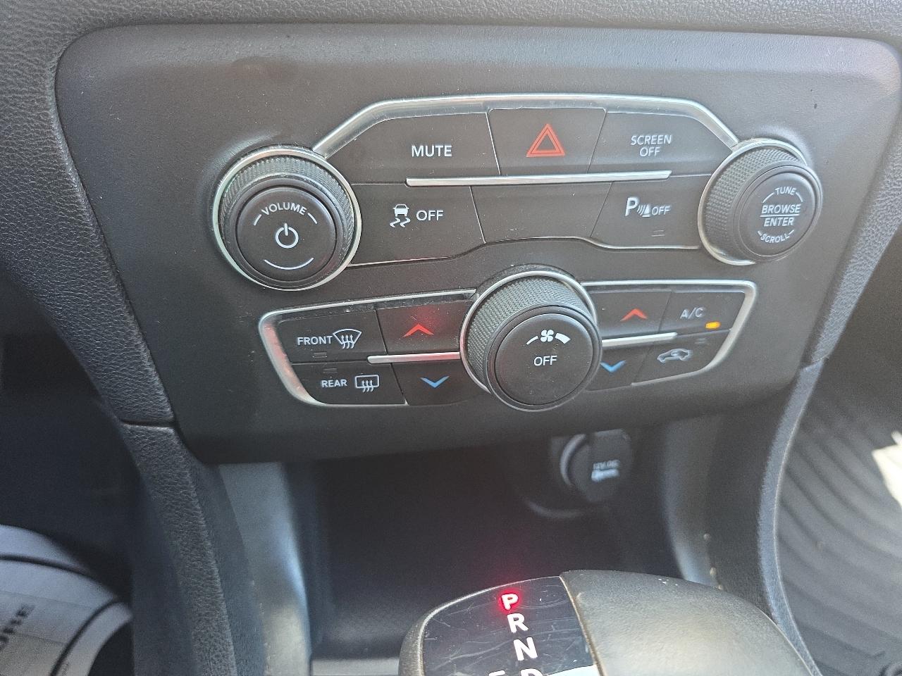 Dodge Charger SXT 2018