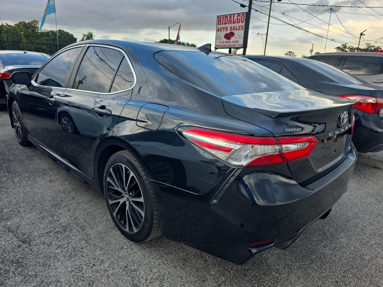 Toyota Camry XLE 2019