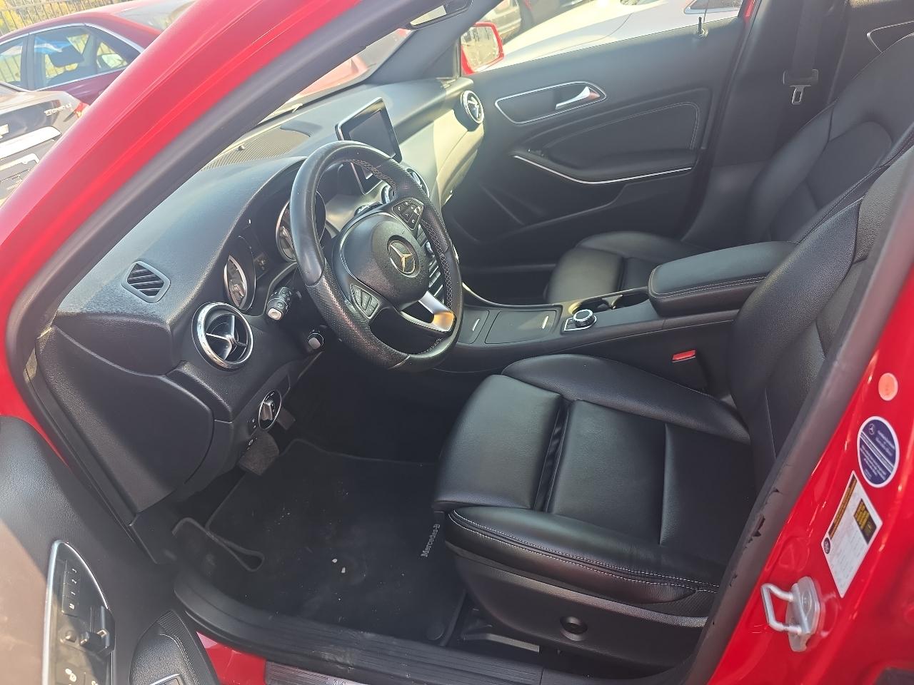 Mercedes-Benz GLA-Class GLA250 2016
