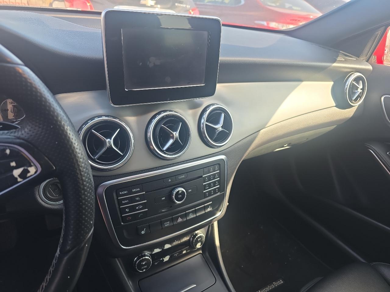 Mercedes-Benz GLA-Class GLA250 2016