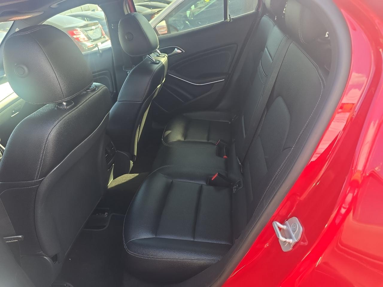 Mercedes-Benz GLA-Class GLA250 2016