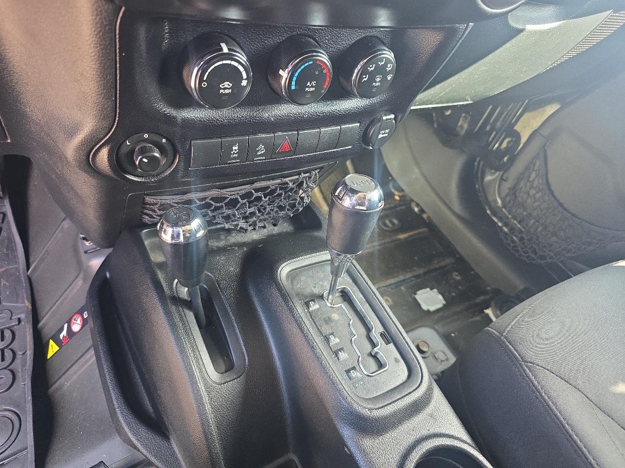 Jeep Wrangler Unlimited Sport 4WD 2016