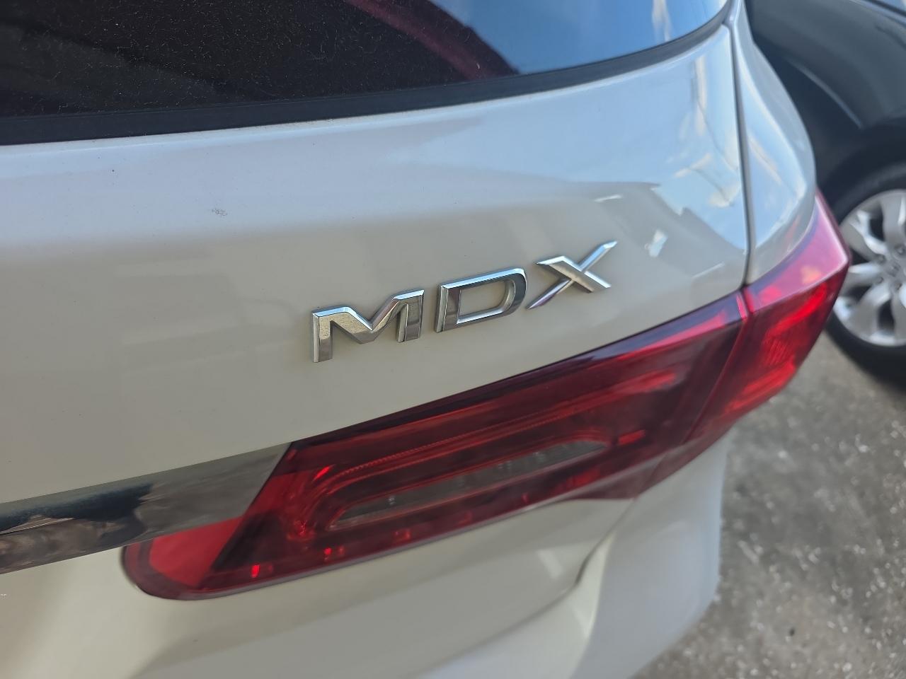 Acura MDX SH-AWD 9-Spd AT 2020