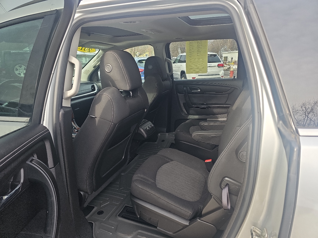 Chevrolet Traverse 1LT AWD 2013