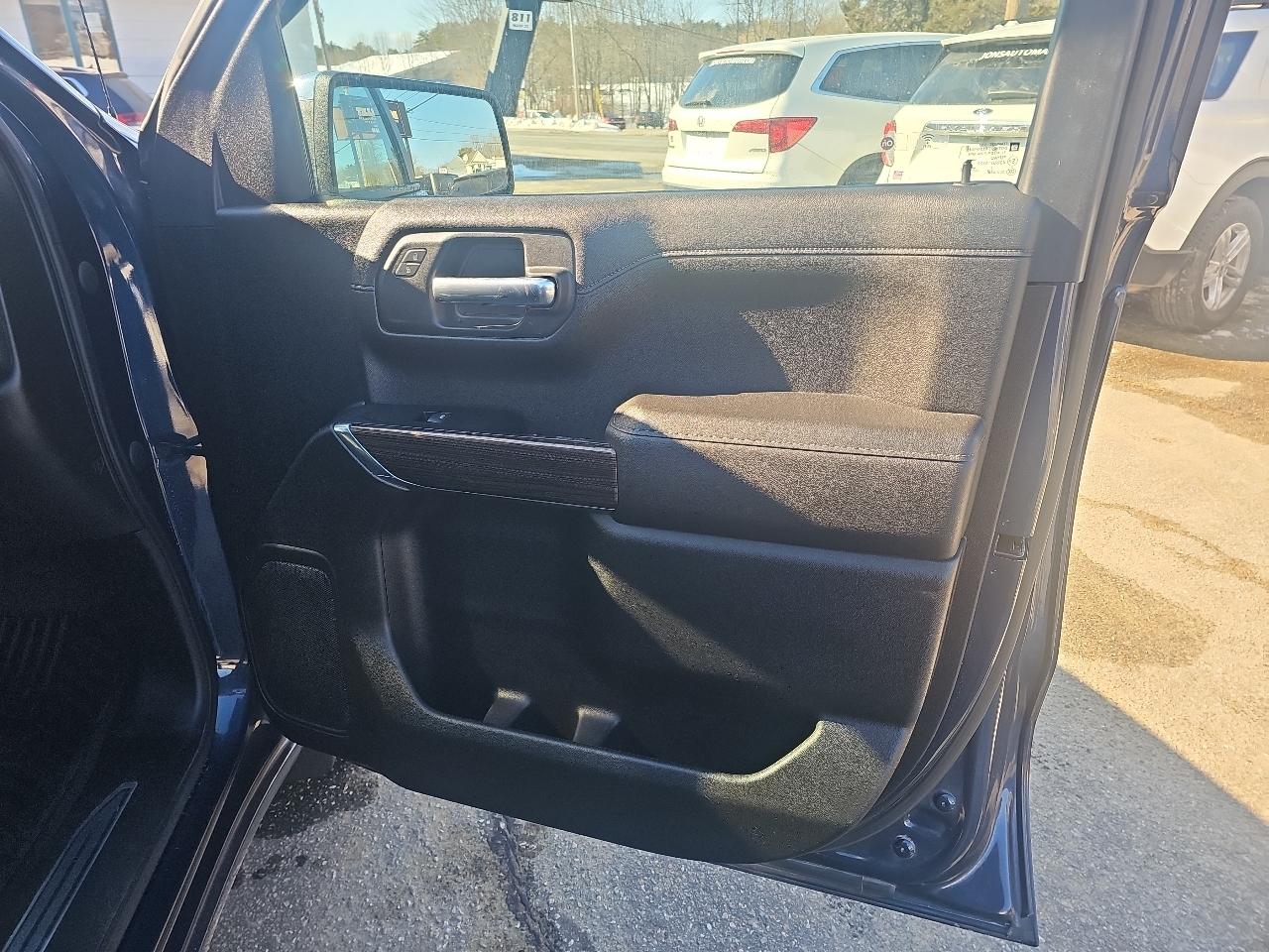 Chevrolet Silverado 1500 Limited LT Double Cab 4WD 2022