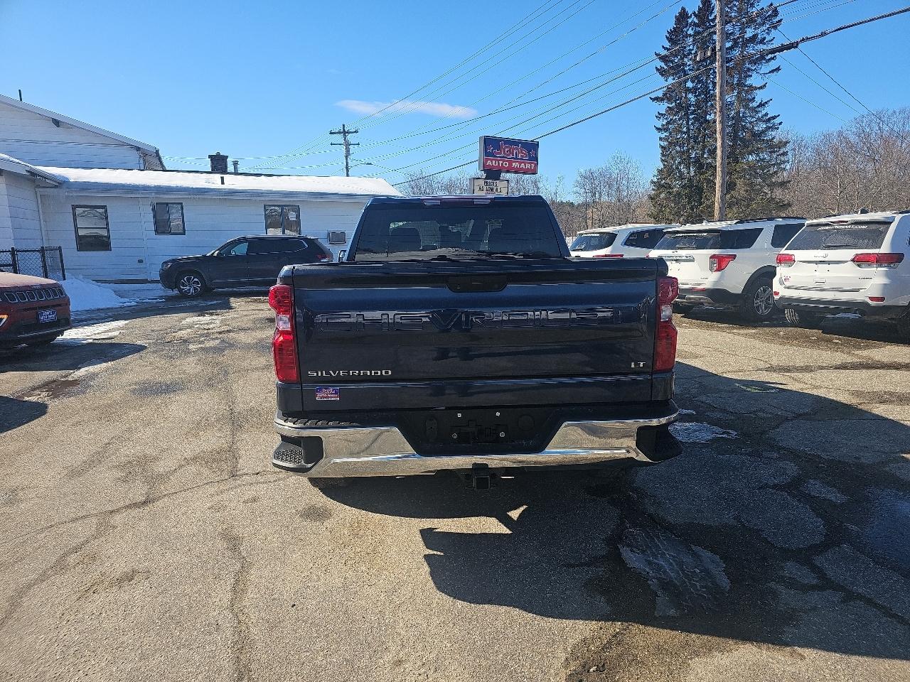Chevrolet Silverado 1500 Limited LT Double Cab 4WD 2022