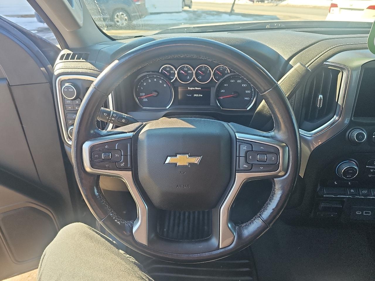 Chevrolet Silverado 1500 Limited LT Double Cab 4WD 2022