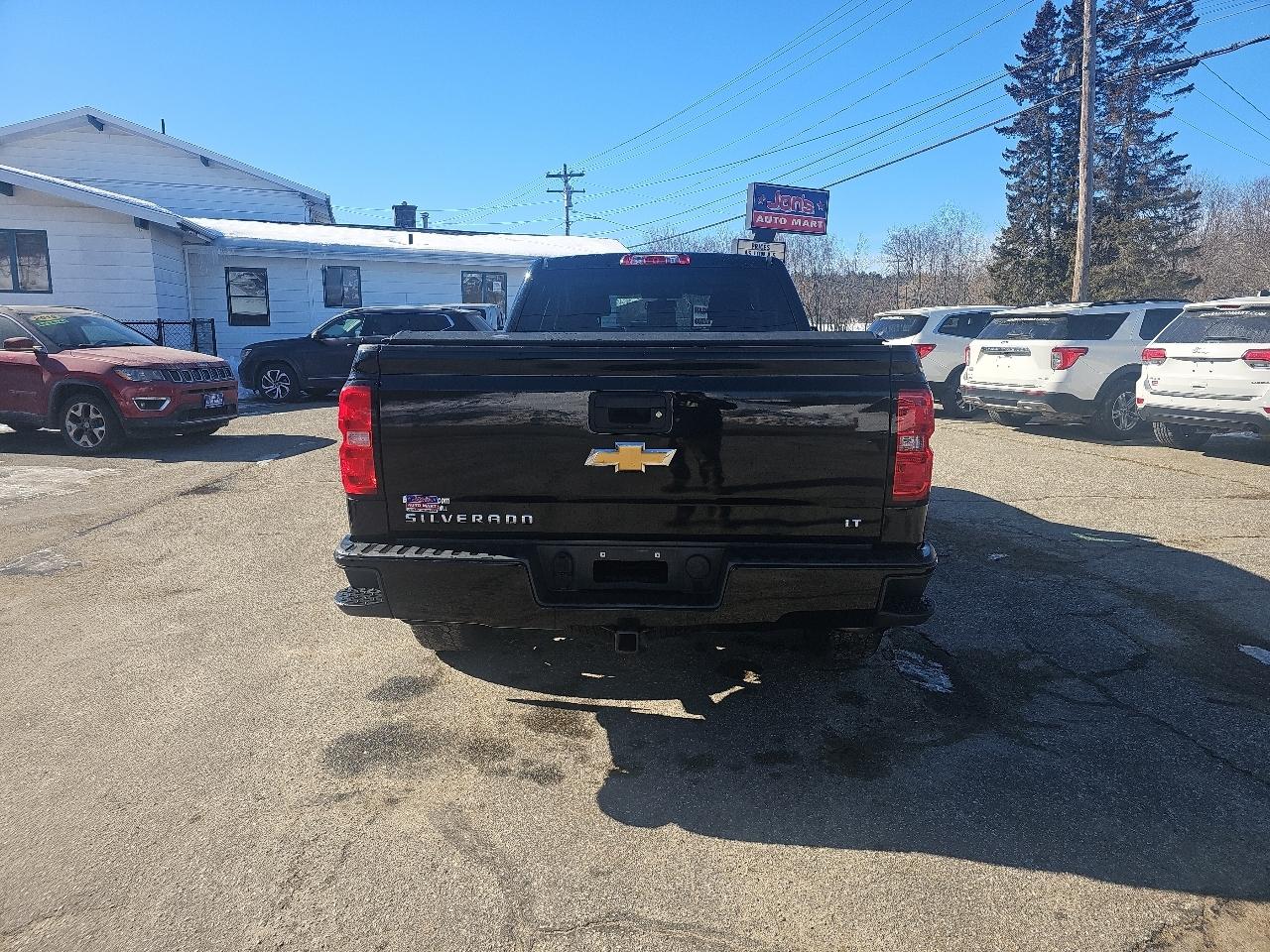 Chevrolet Silverado 1500 LT Double Cab 4WD 2017