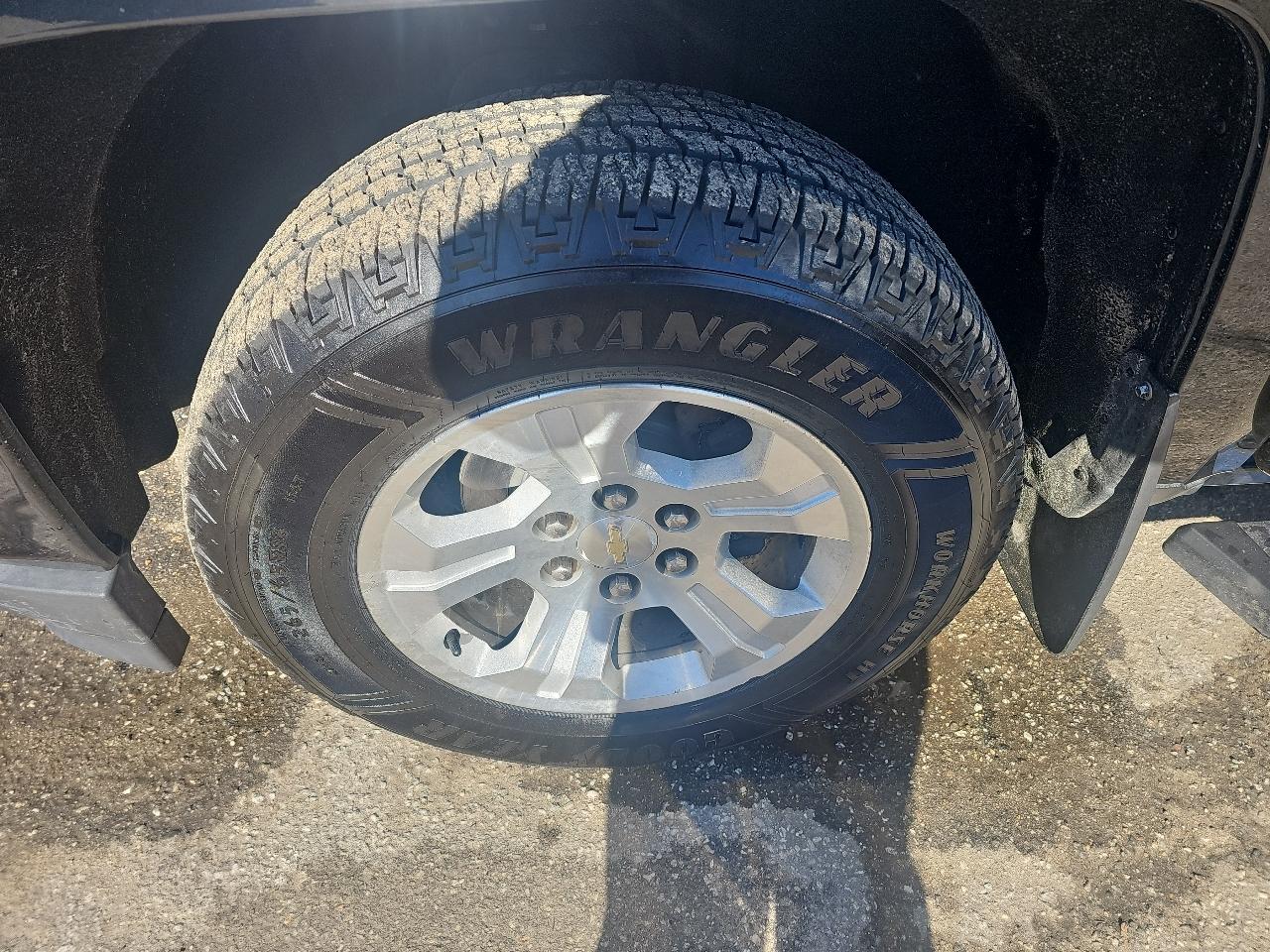 Chevrolet Silverado 1500 LT Double Cab 4WD 2017