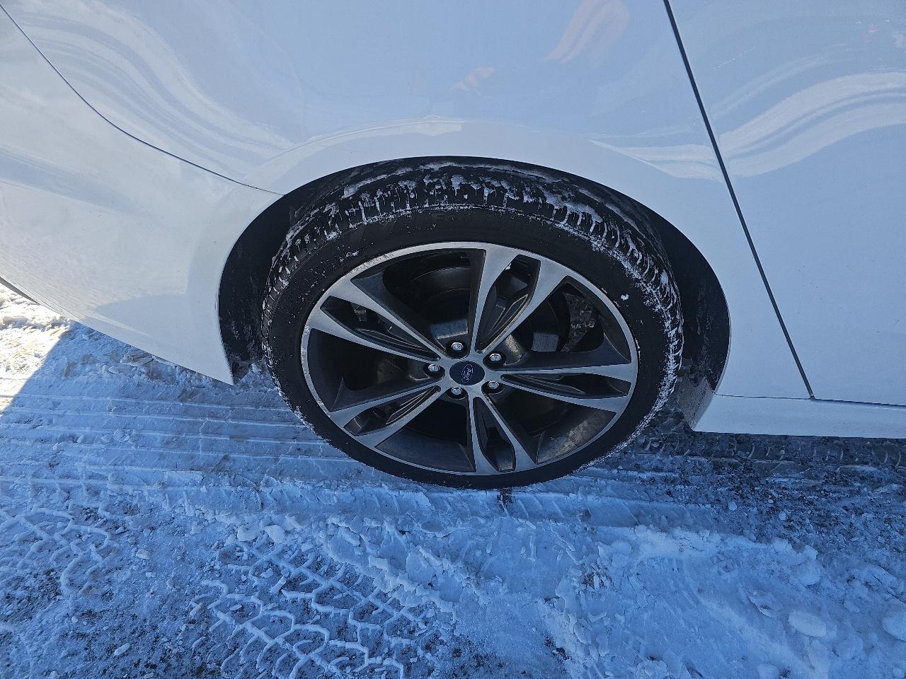 Ford Fusion Titanium AWD 2020