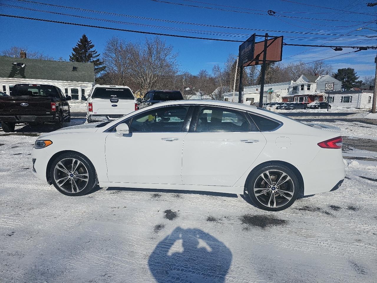 Ford Fusion Titanium AWD 2020