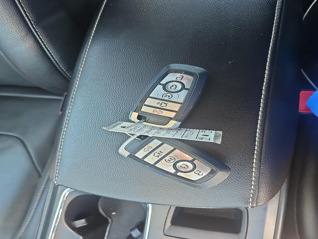 Ford Fusion Titanium AWD 2020