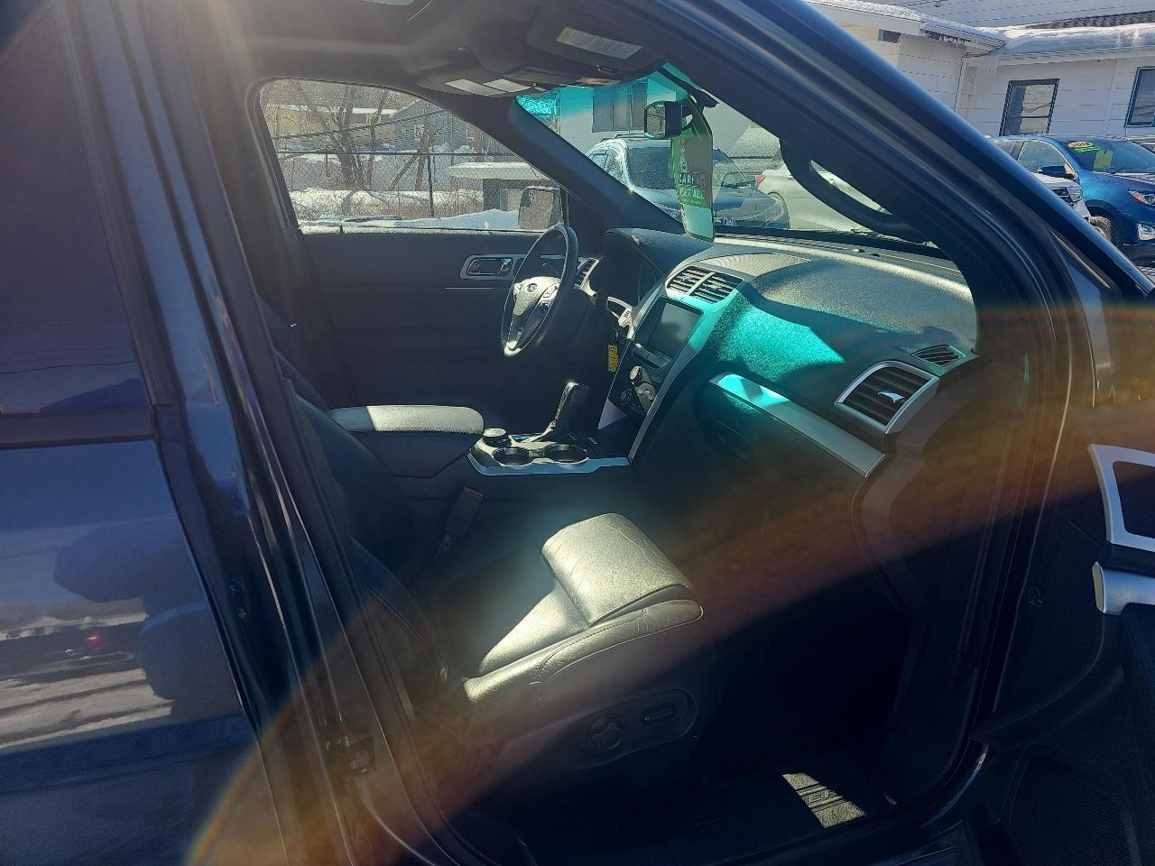 Ford Explorer XLT 4WD 2015