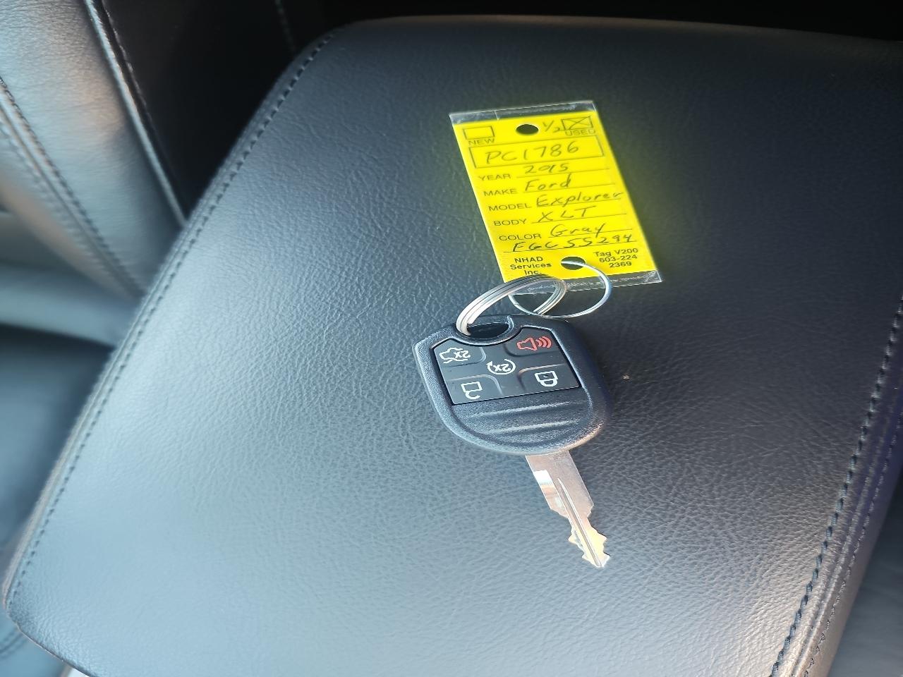 Ford Explorer XLT 4WD 2015