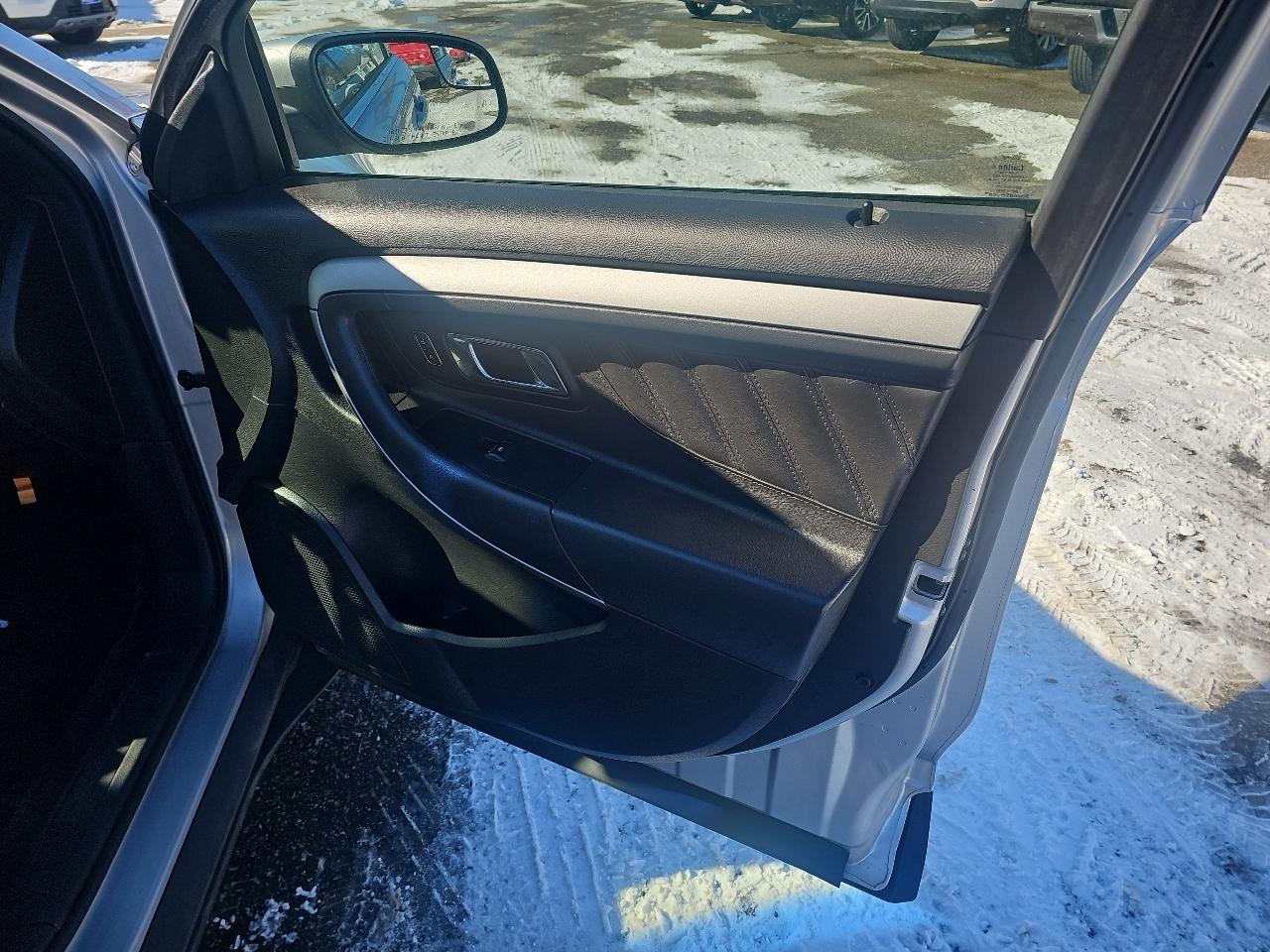 Ford Taurus SEL AWD 2014