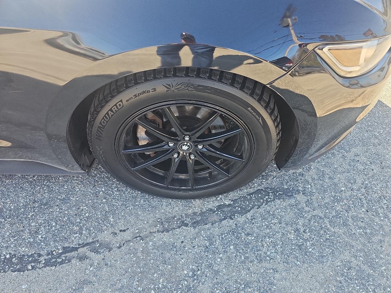 Ford Mustang V6 Coupe 2017