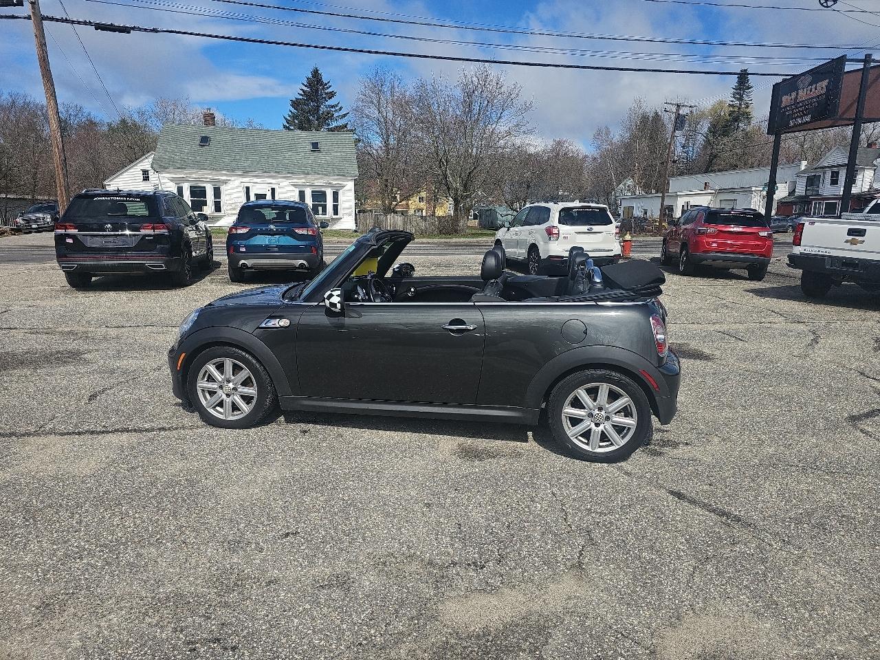 MINI Cooper S Convertible 2012
