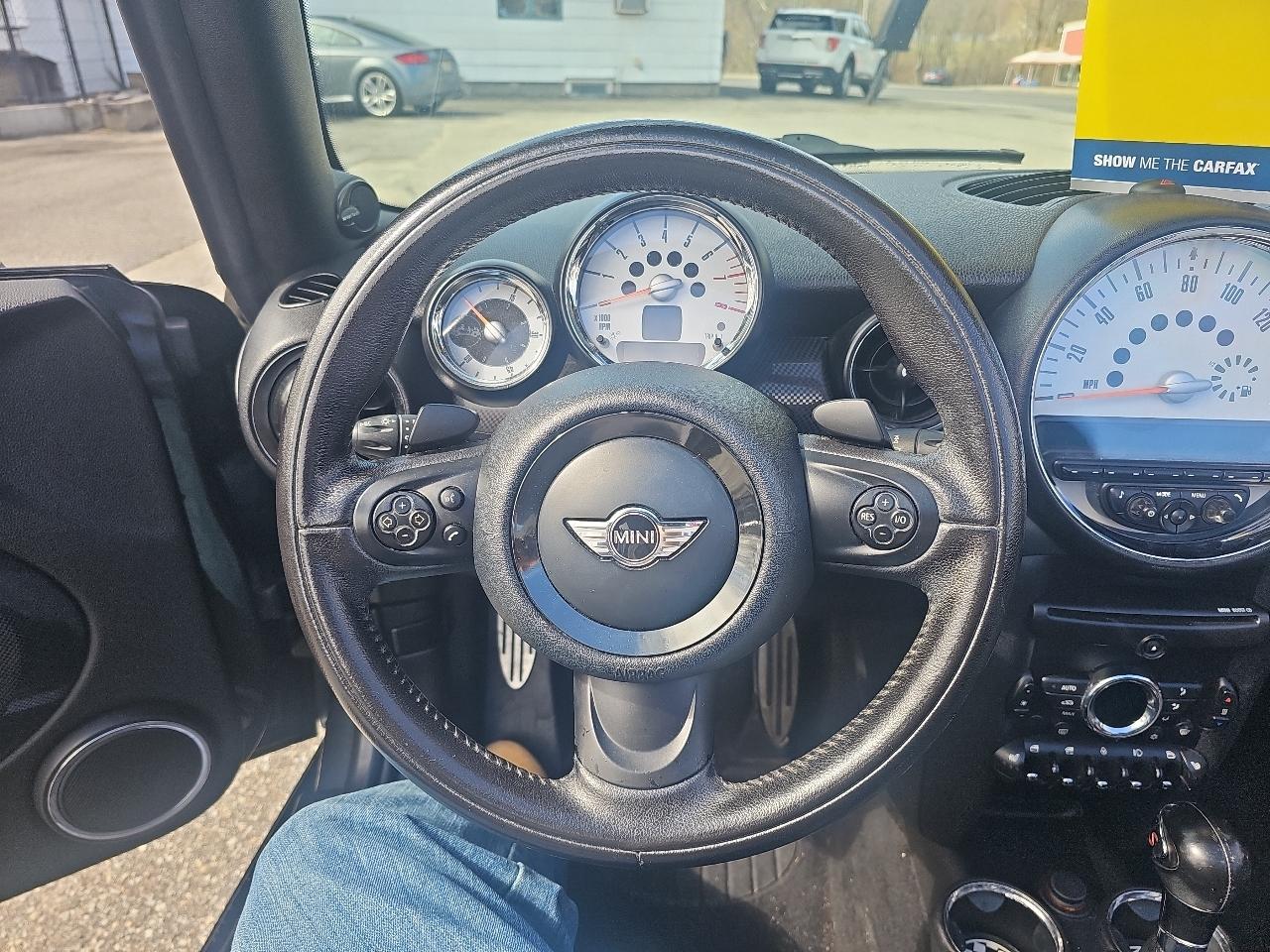 MINI Cooper S Convertible 2012