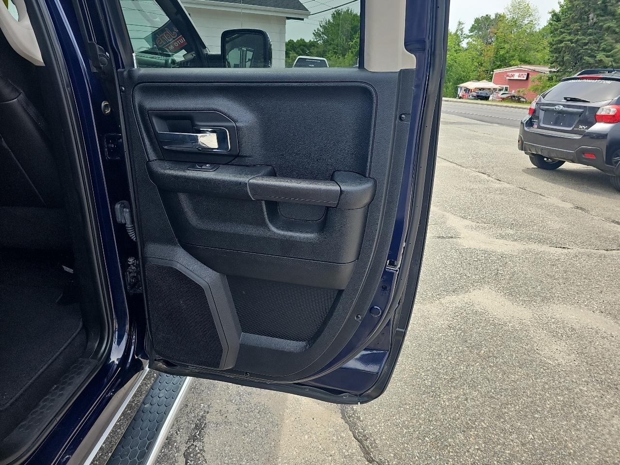 RAM 1500 Laramie Quad Cab 4WD 2018