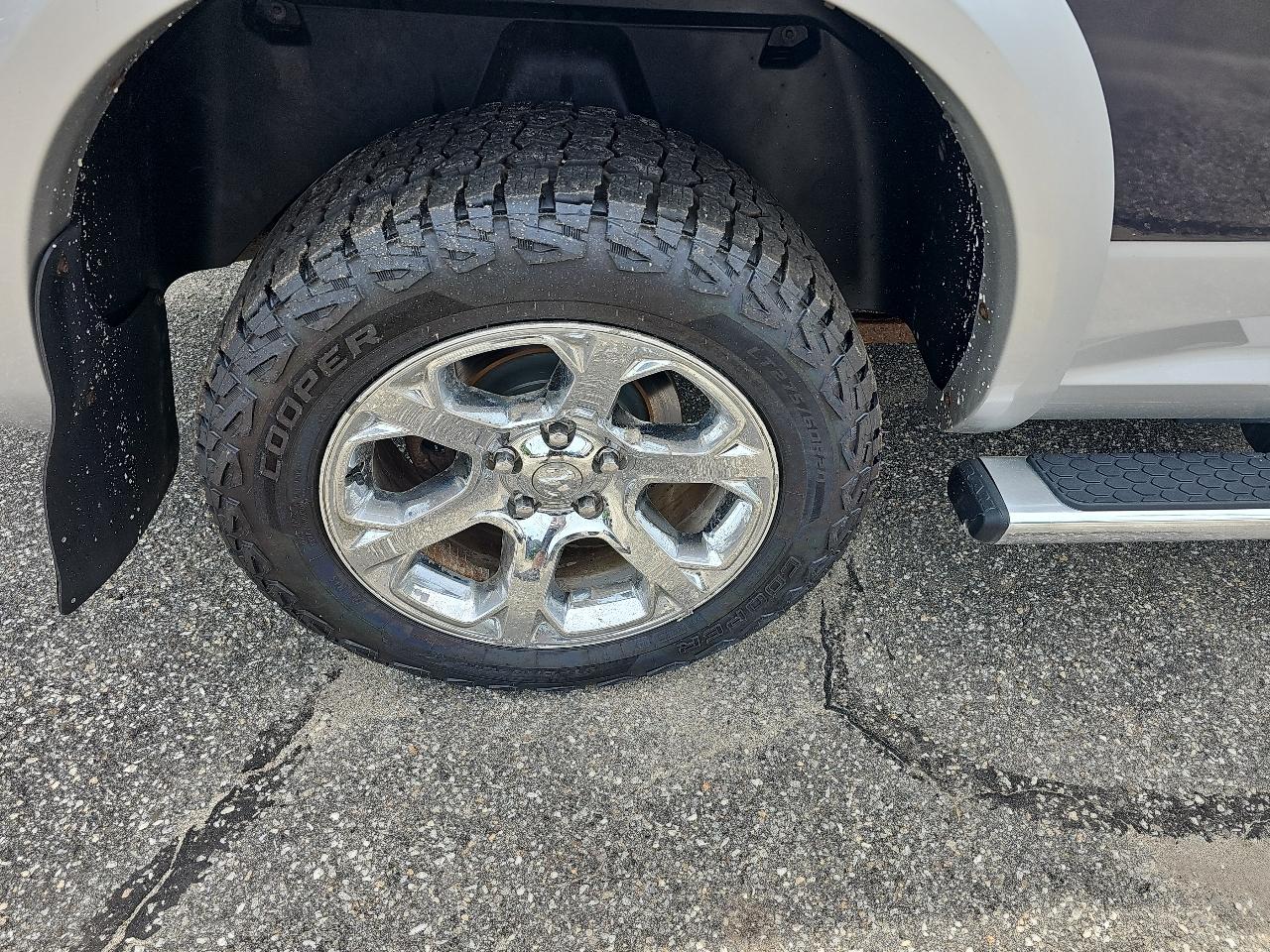 RAM 1500 Laramie Quad Cab 4WD 2018