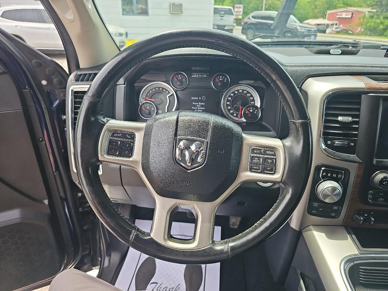 RAM 1500 Laramie Quad Cab 4WD 2018
