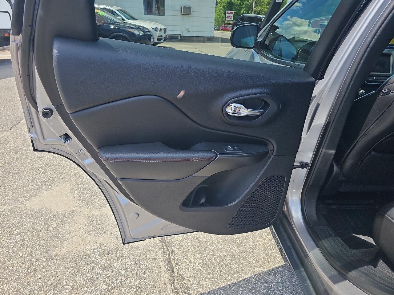 Jeep Cherokee Trailhawk 4WD 2019