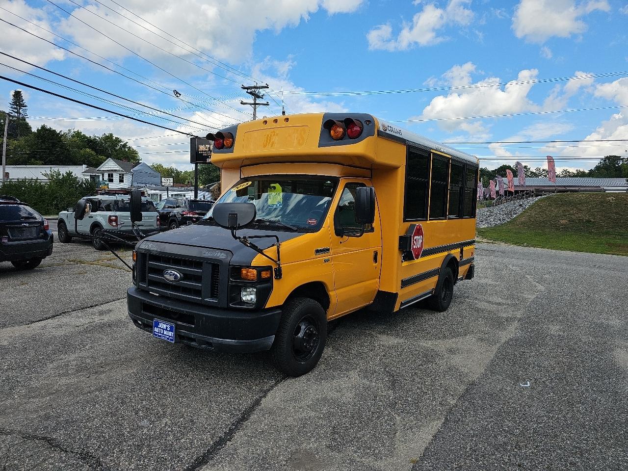 Ford Econoline E350 2015