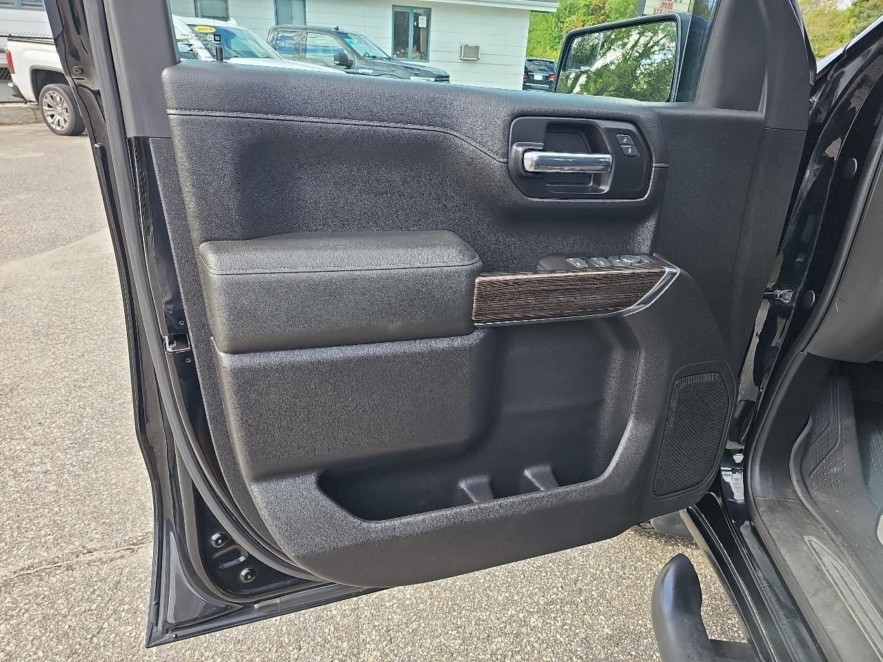 Chevrolet Silverado 1500 LT Trail Boss Crew Cab 4WD 2019