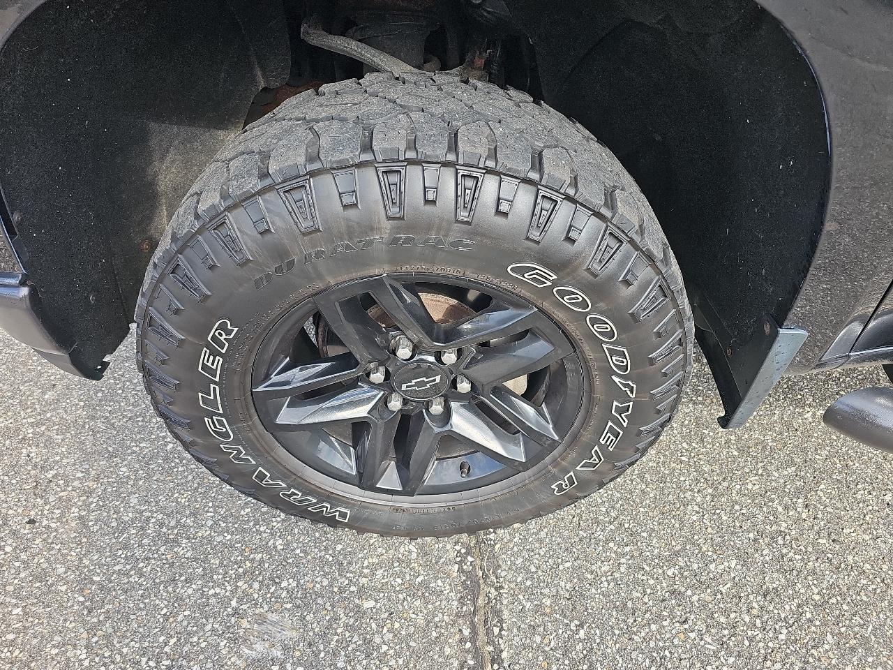 Chevrolet Silverado 1500 LT Trail Boss Crew Cab 4WD 2019