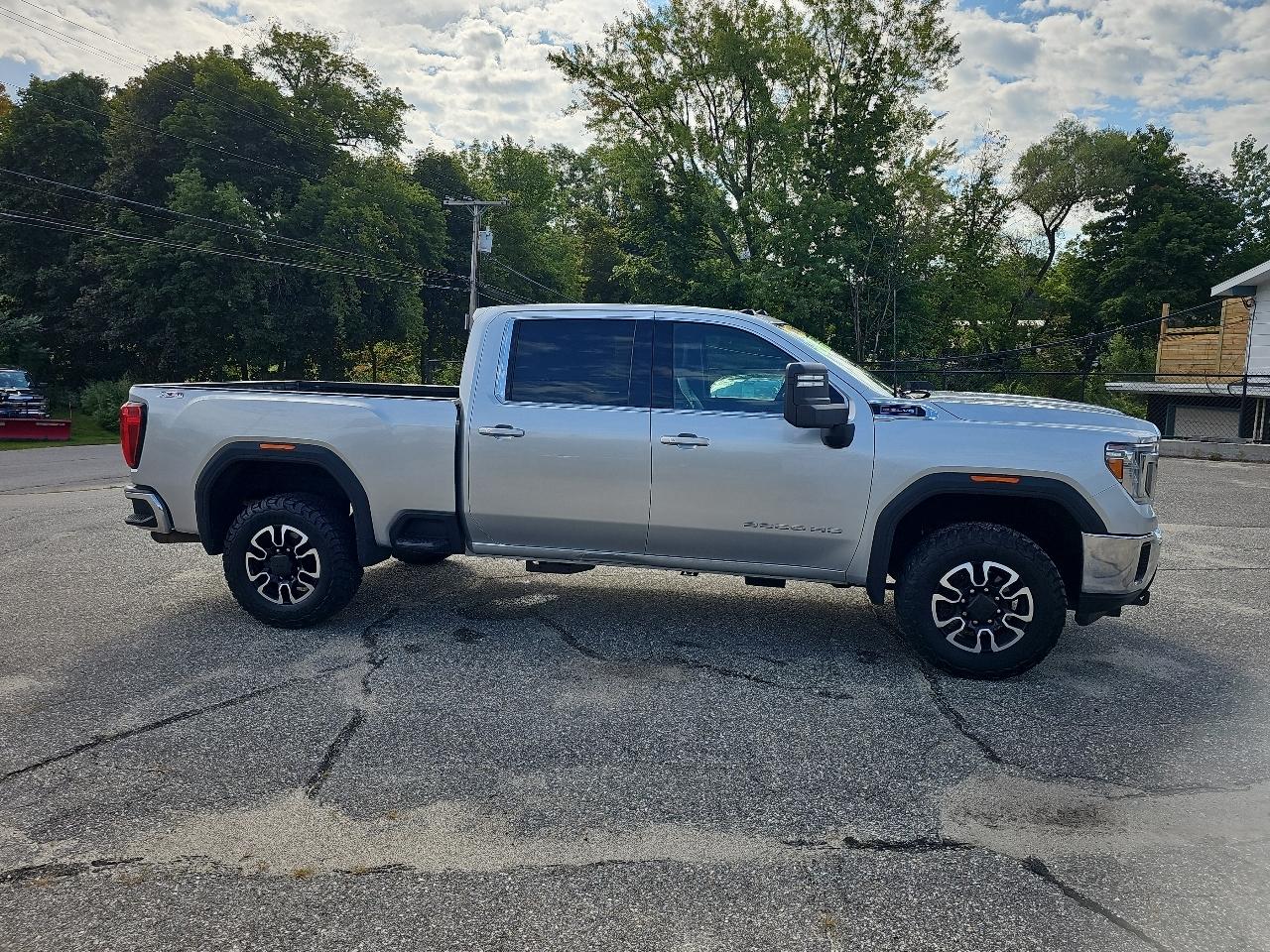 GMC Sierra 2500HD SLE Crew Cab 4WD 2020