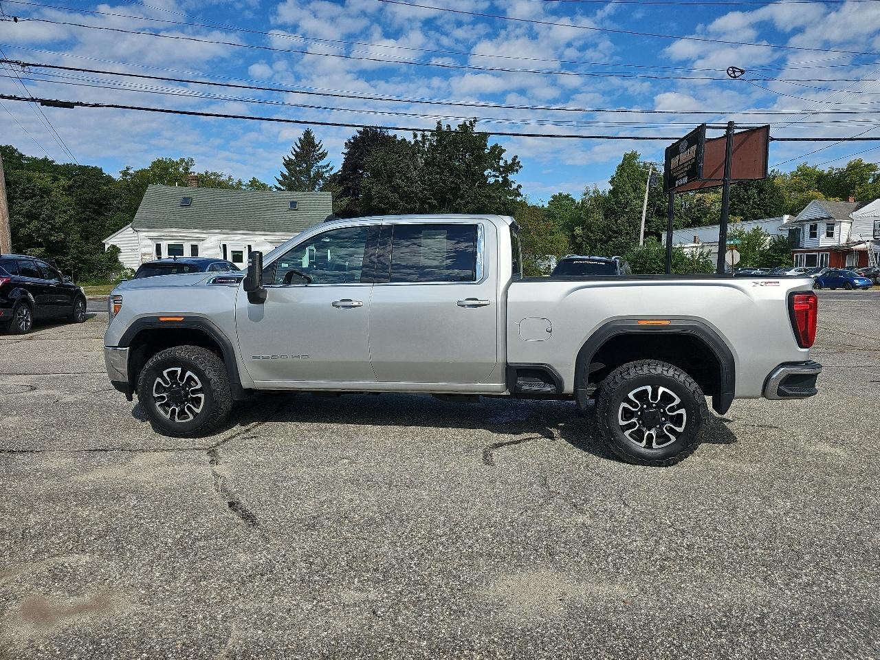 GMC Sierra 2500HD SLE Crew Cab 4WD 2020