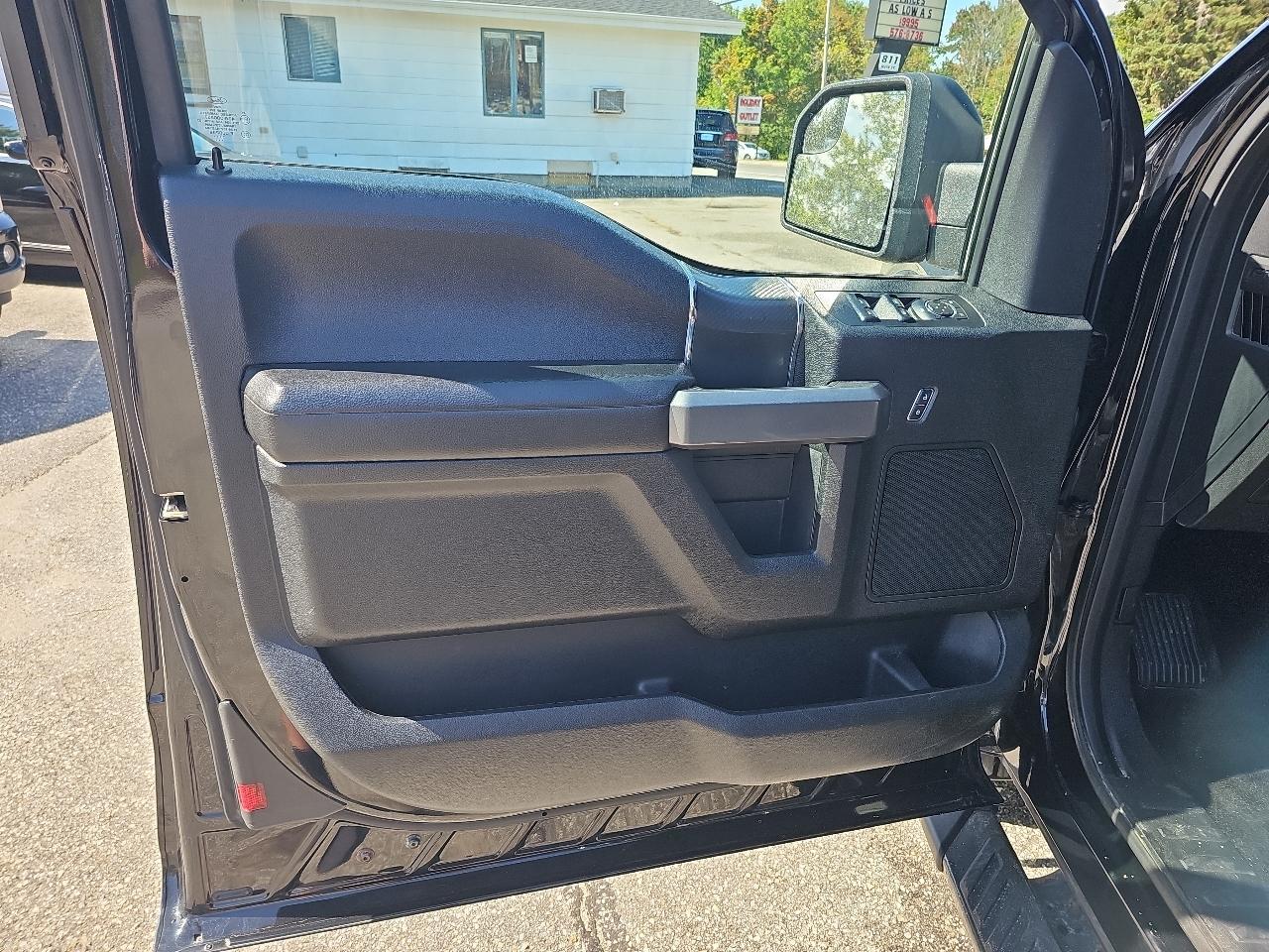 Ford F-150 XLT SuperCab 8-ft. Bed 4WD 2018